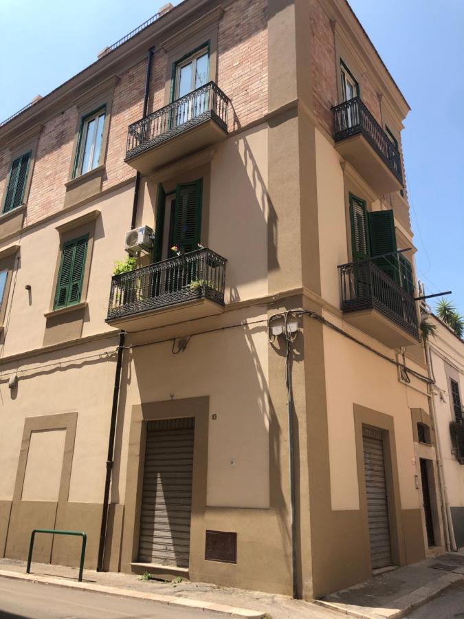 Appartamento Casa Renata Foggia Esterno foto